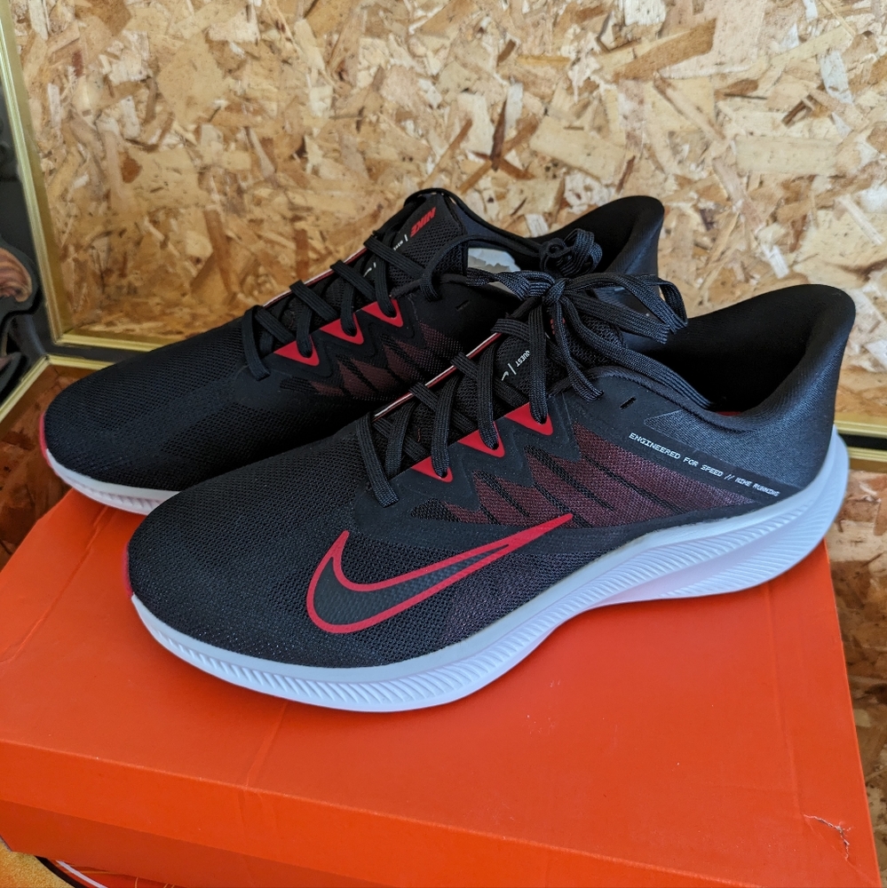 Nike Quest 3 Running Shoes